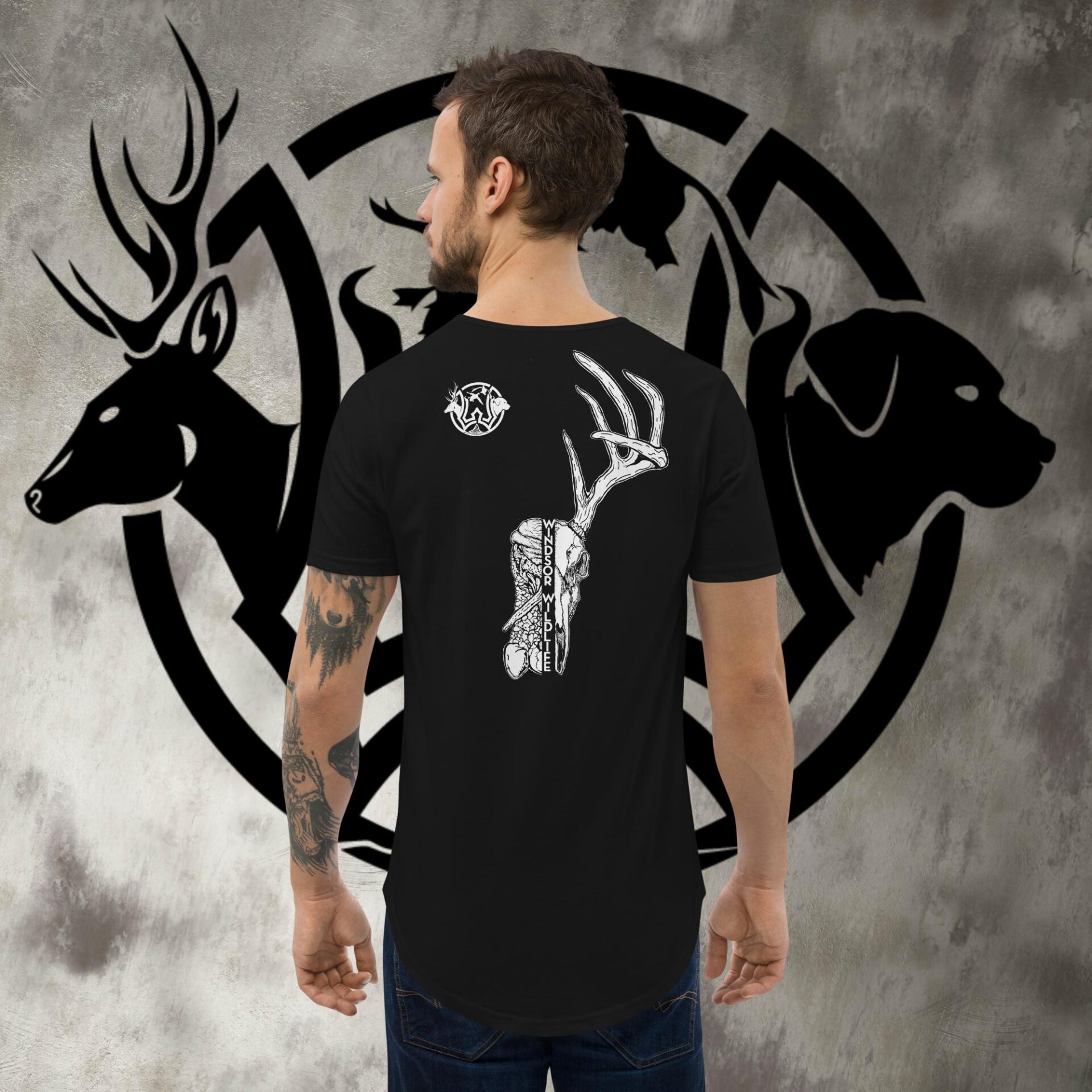 WW DEERKEY Men’s Curved Hem T-Shirt – Windsor Wildlife