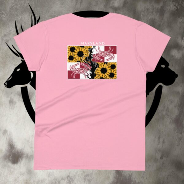 md flower & crab women's short sleeve t shirt
