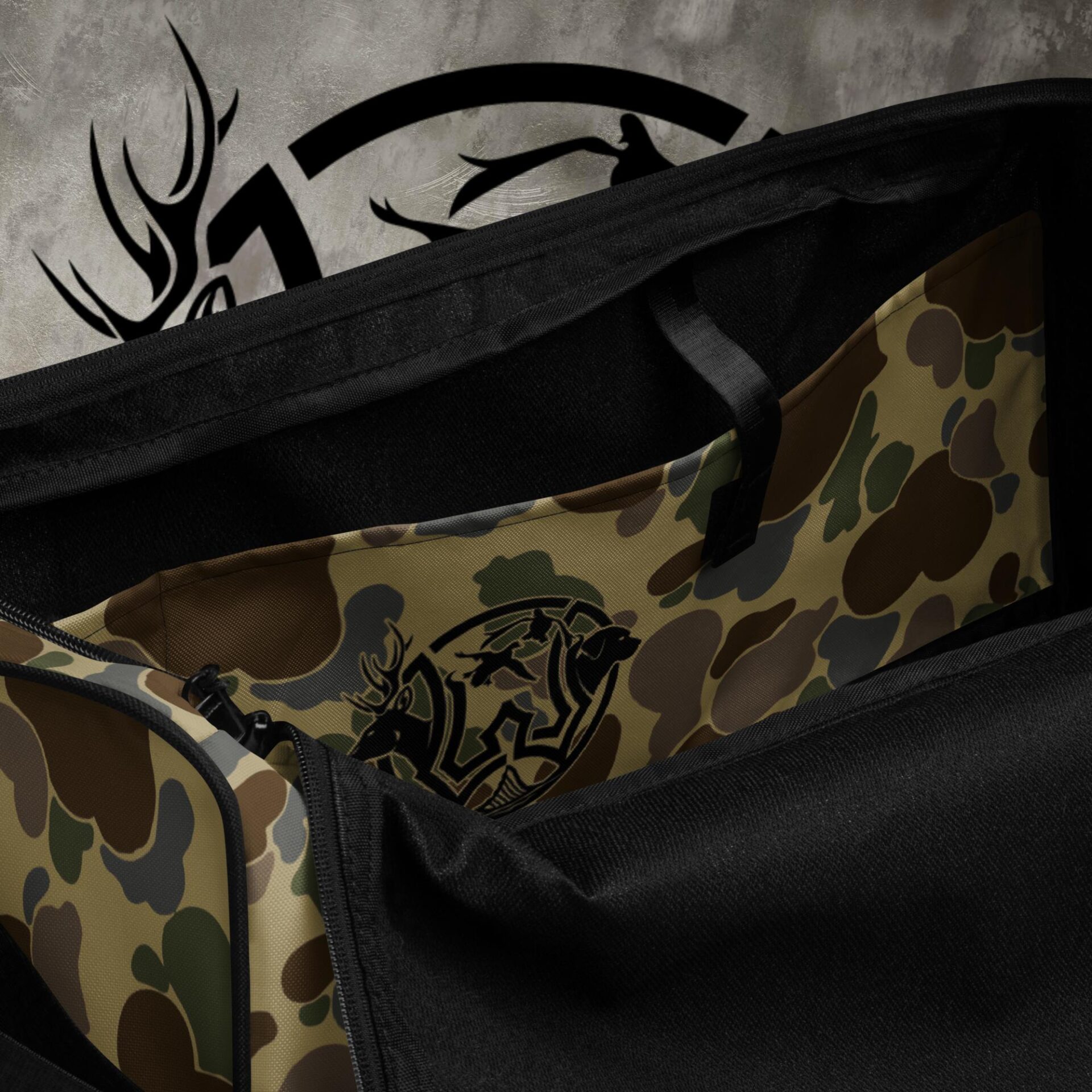 AUSCAMOTEK Duck Blind Duffel Bag | Water Resistant Camo Hunting Gear Backpack